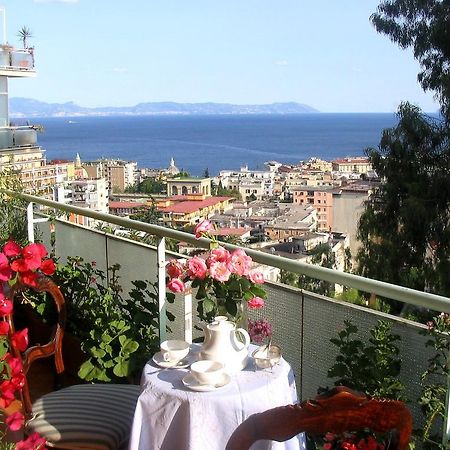 B&B Napoli Franca Ngoại thất bức ảnh